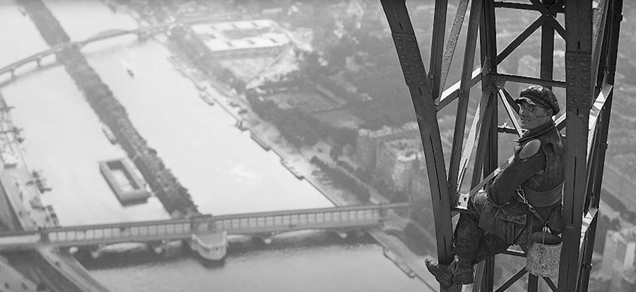 Queer temporalities of the Eiffel Tower